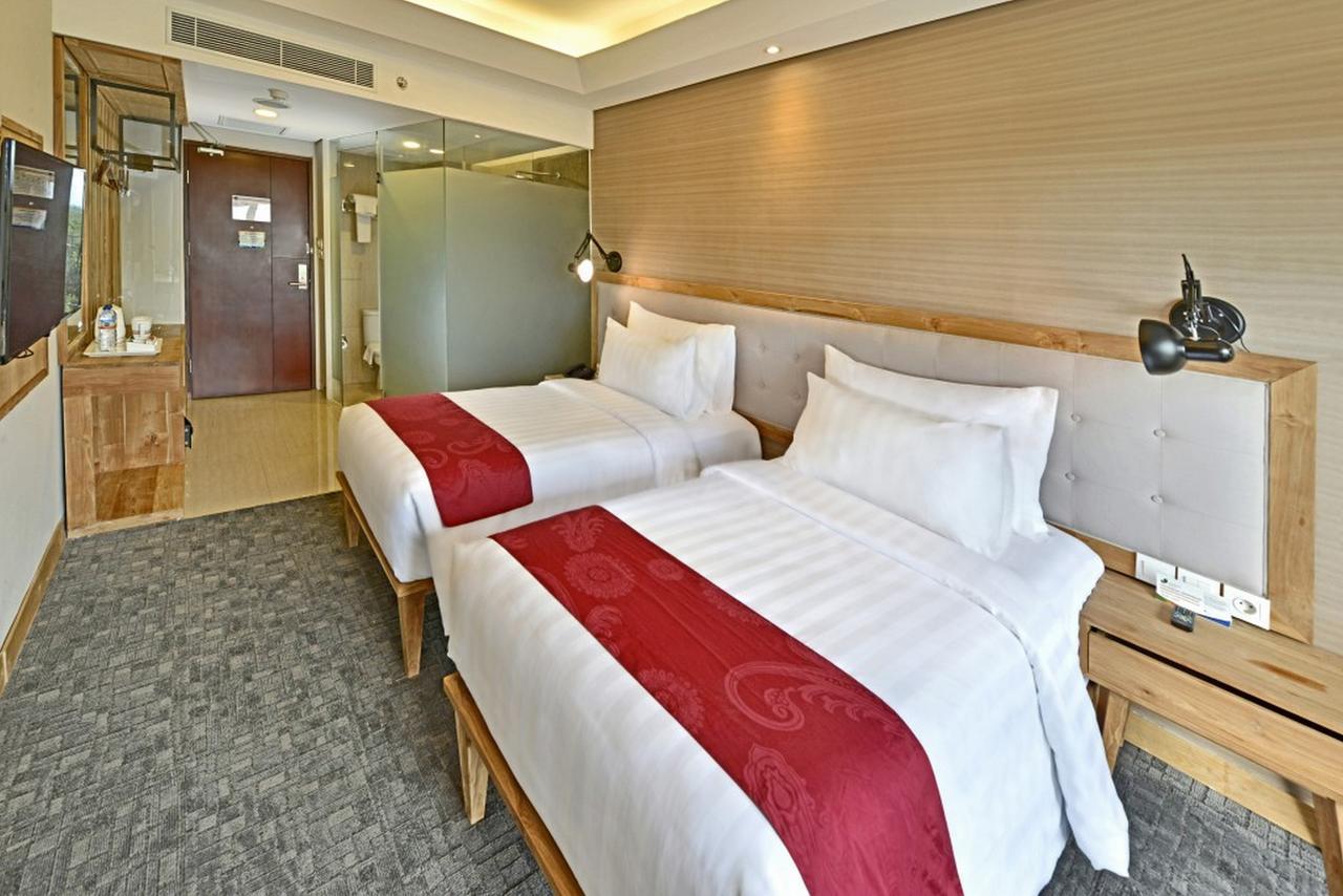 Famvida Hotel Lubuklinggau المظهر الخارجي الصورة